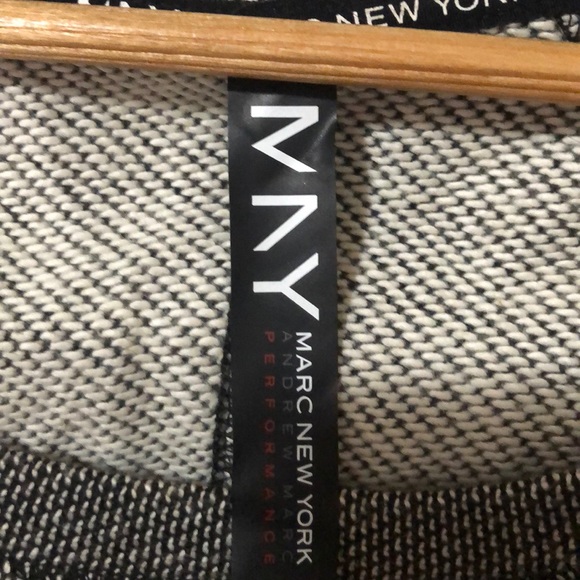 MNY pullover - Picture 3 of 3